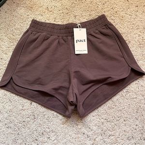 Pact Organic Cotton Curved Hem Shorts in Carob NWT